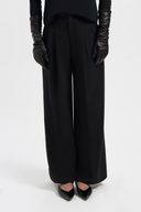 A00003-AYLA-BLACK-FRONT-ZOOM