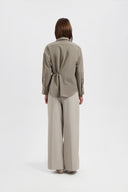 A00026-NOOMI-VETIVER-BACK