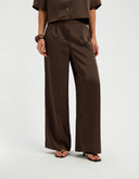 Azulae_Modelimage_Front_Stefani_Bottom_Ganache_Jpg High res_1